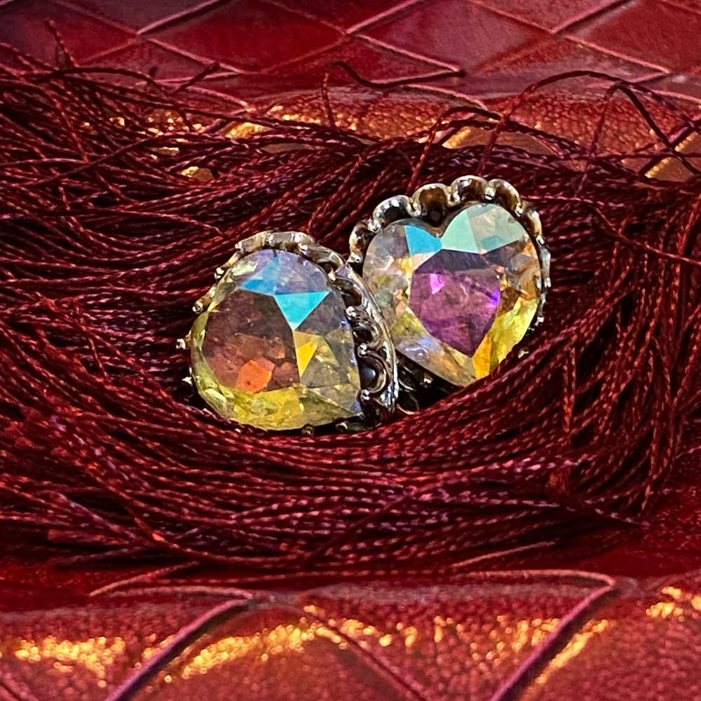 Vintage Vandome Clip on Earrings